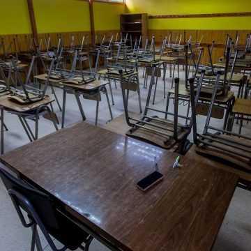 Sondeo AMUCH: 74,1% de alcaldes y alcaldesas donde se ha implementado la ley de desmunicipalización, no están de acuerdo con el proceso de traspaso.
