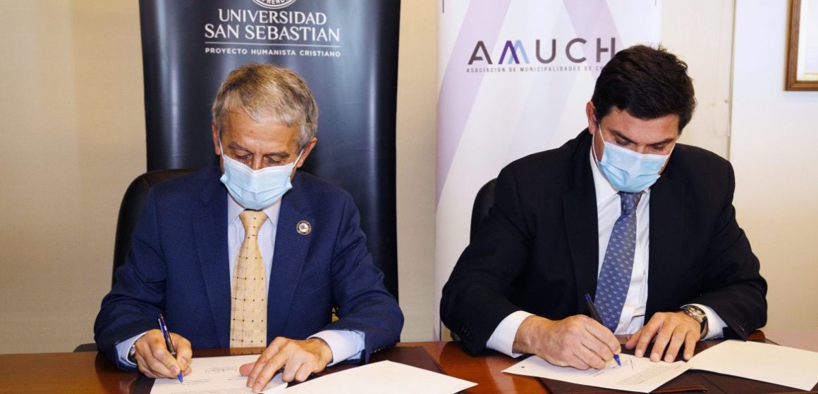 MG_4342-1-1200x565 USS y AMUCH firmaron convenio de colaboración