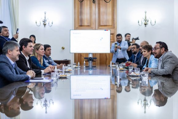 DIRECTORIO DE ALCALDES AMUCH PROPONEN AGENDA DE SEGURIDAD A MINISTRA TOHÁ