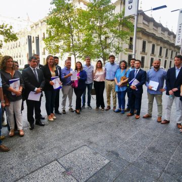 Diputados de la Bancada Municipal, junto a alcaldes AMUCH y organizaciones sociales solicitan al Gobierno dar urgencia a propuestas que dan mayor protección y atribuciones a inspectores municipales