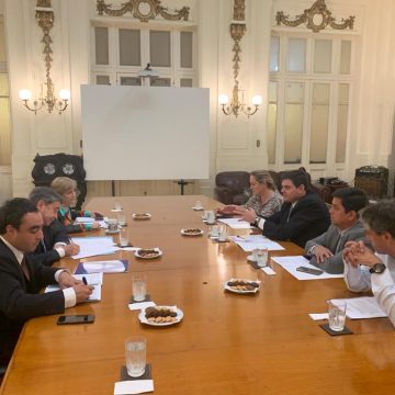 Presidente del Senado se reúne con alcaldes AMUCH y anuncia que sumará propuestas de seguridad municipal en fast track legislativo