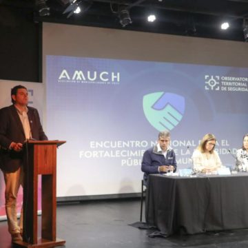 Encuentro Nacional de Seguridad: alcaldes AMUCH se reúnen con directores e inspectores municipales para abordar el “Plan Calle sin Violencia” del Gobierno