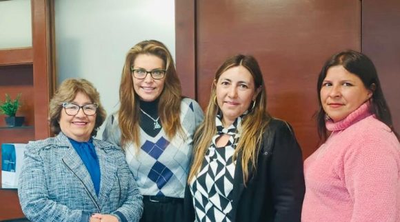 Alcaldesa de Chañaral visita dependencias de AMUCH