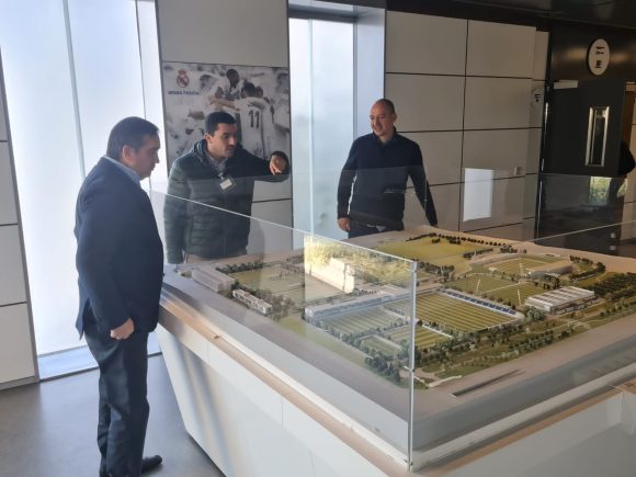Visita de AMUCH a la Ciudad Deportiva del Real Madrid en España