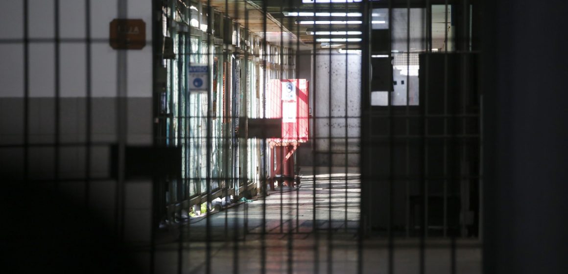 Red de secuestros que operaba desde la cárcel abre dudas sobre inhibidores de celulares: Exigen auditoria