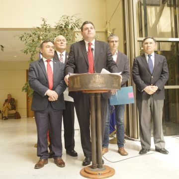 Alcaldes AMUCH y diputados RN presentan proyecto para que municipios representen a vecinos en querellas contra la delincuencia
