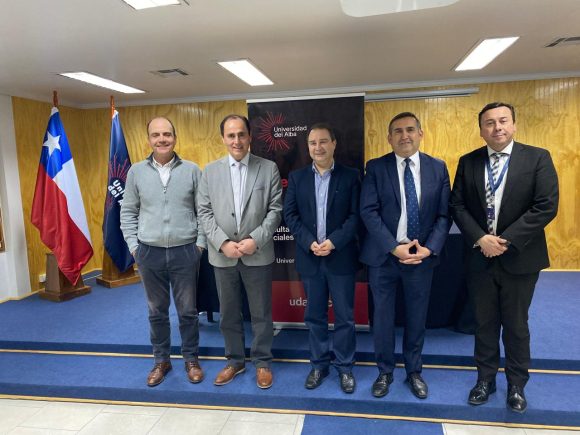 WhatsApp Image 2024-08-30 at 11.24.48 AMUCH presenta propuestas para mejorar la gestión municipal con miras a próximas elecciones