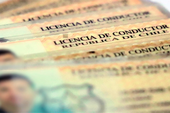 Tipos_de_Licencias_de_Conducir_que_se_ocupan_en_Chile Contraloría revela que el 70% de los municipios entregó licencias de conducir a deudores de pensión de alimentos
