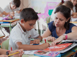 Captura de pantalla 2025-06-30 a la(s) 22.28.41 Estudio AMUCH 2015 – Aporte del Sistema Municipal Chileno a la Educación Pública.
