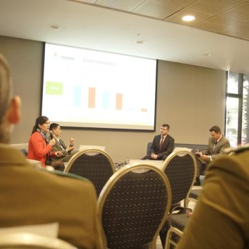 Modernizar Carabineros y atacar la narco cultura: alcaldes se unen contra el crimen organizado