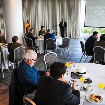 AMUCH Y MUNICIPALIDAD DE ANTOFAGASTA IMPULSAN ENCUENTRO “DESAFÍOS DE LA SEGURIDAD MUNICIPAL”