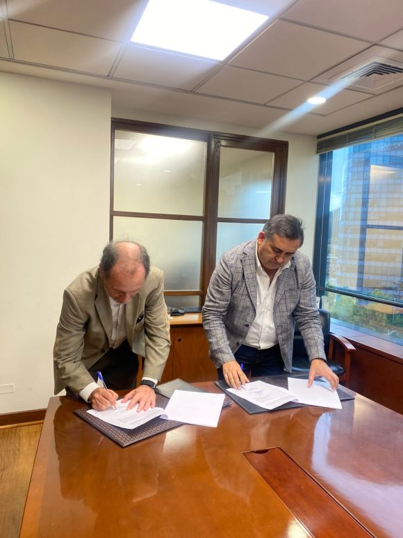 25ae7149-9f71-406a-bb3e-4b0dca1bea29 AMUCH y FLACSO Chile sellan alianza estratégica para modernizar la gestión municipal y fortalecer políticas públicas territoriales