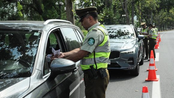 A_UNO_1539126 Licencias de conducir: Municipios alertan que el sistema está colapsado y sin financiamiento