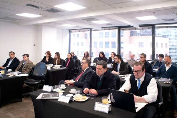 36c8e1ca-ea84-45a8-b183-9c464037bc7b AMUCH impulsa reforma municipal: presenta 36 cambios y asegura que el 90% puede tramitarse de inmediato