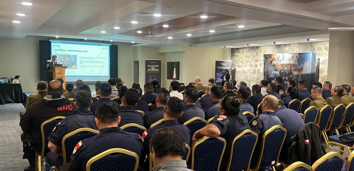 Con la nueva Ley de Seguridad Municipal ya vigente: AMUCH lideró en Iquique encuentro sobre tecnología, uso de herramientas de protección no letales para inspectores y aspectos jurídicos